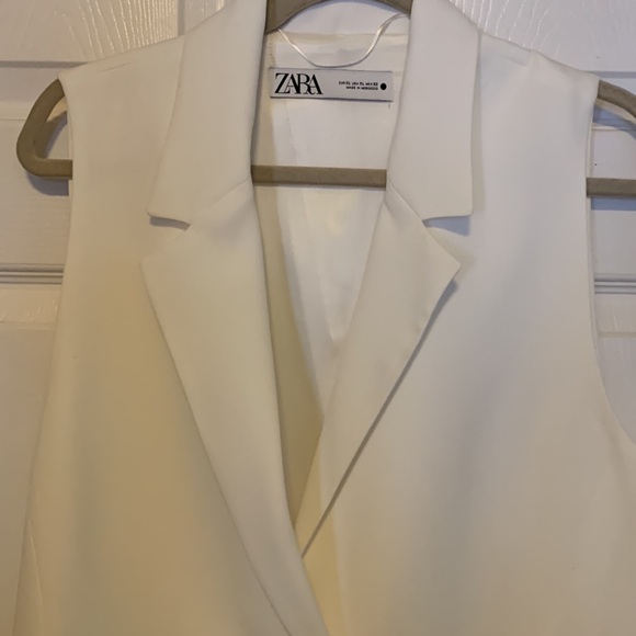 Vest- Zara. - Picture 3 of 4
